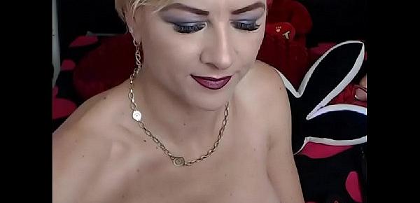 Great performance camgirl anal toy